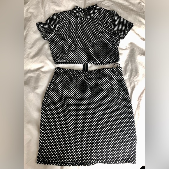 FOREVER 21 Polka Dot Black and White DRESS SET Crop Top Pencil Skirt Medium - Picture 1 of 4